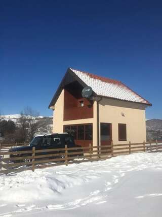 Дома для отпуска Holiday Home Helena Колашин Дом для отпуска-47